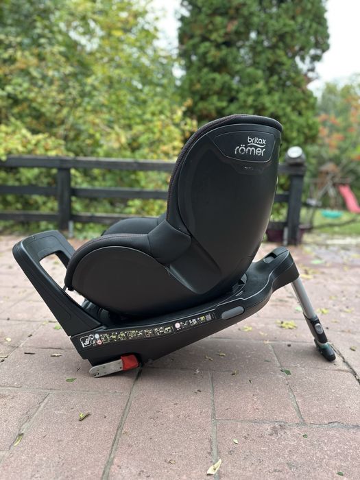 Scaun auto Britax Romer Dualfix M I-Size Rotativ 360° - 61-105 cm