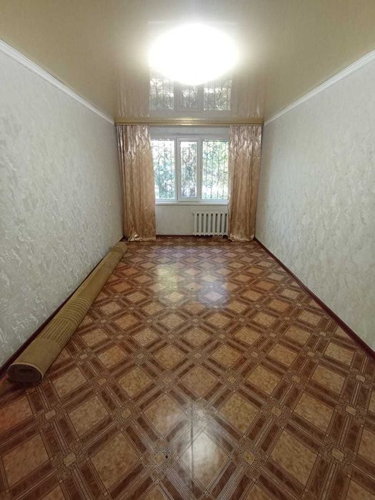 Продам 2 комн. квартиру в Уральске