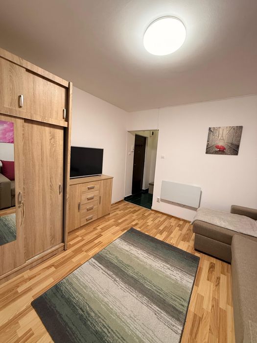 Garsoniera de inchiriat