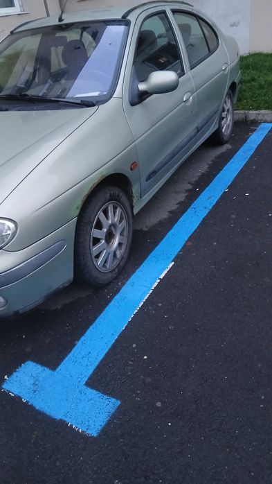 Renault Megan 1 an 2002 1,6 benzina