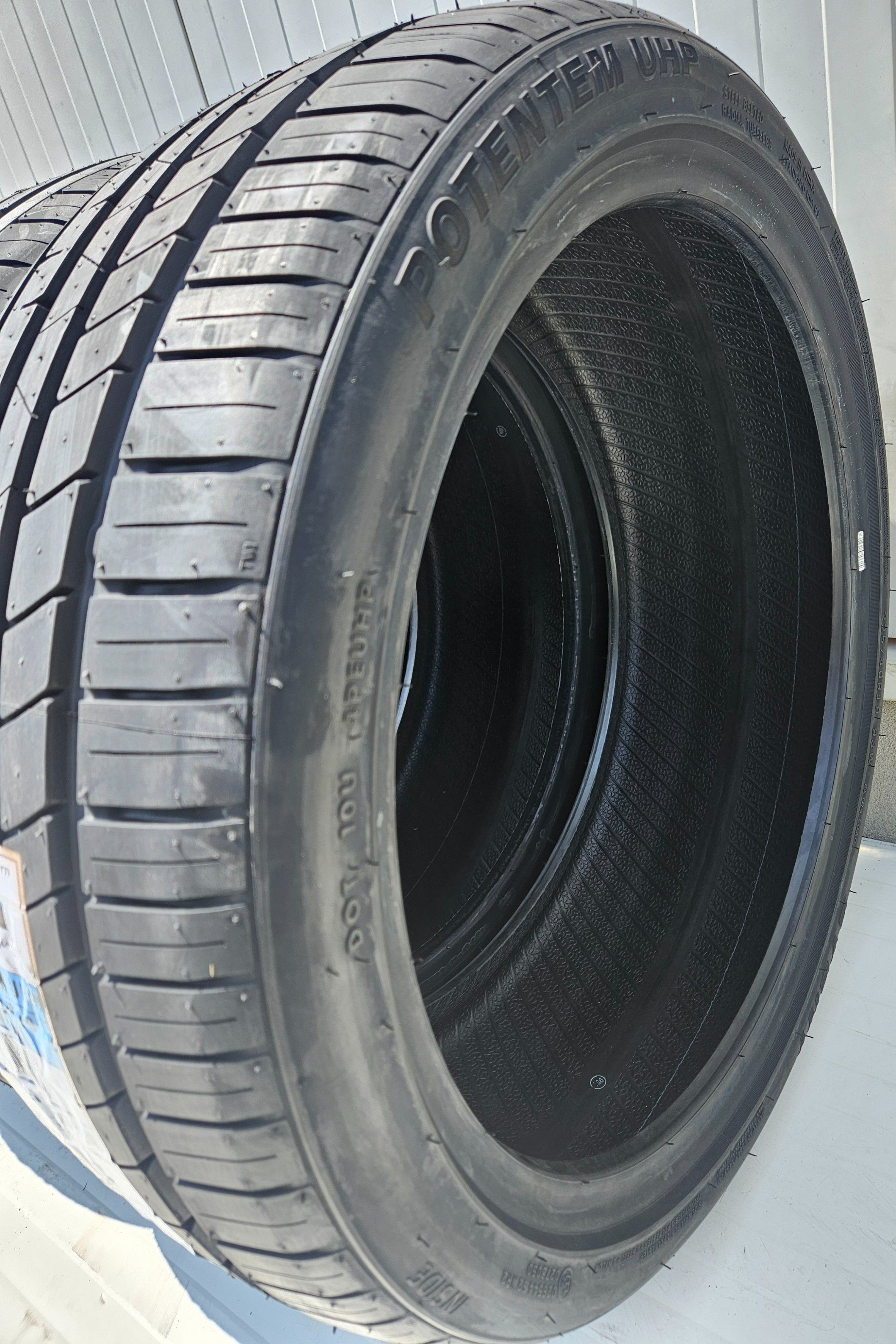225/40 R19, 93W XL, EVENT Potentem UHP, Anvelope vara, protectie janta
