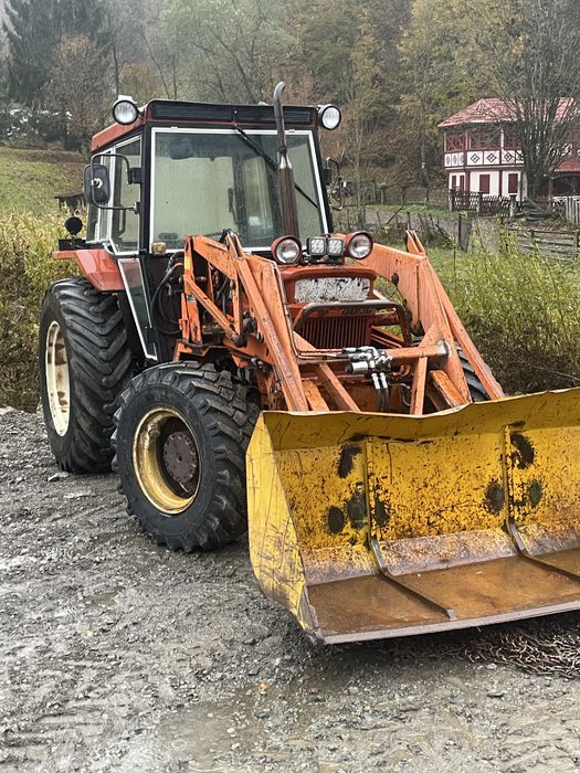 Tractor cu frontal fiat