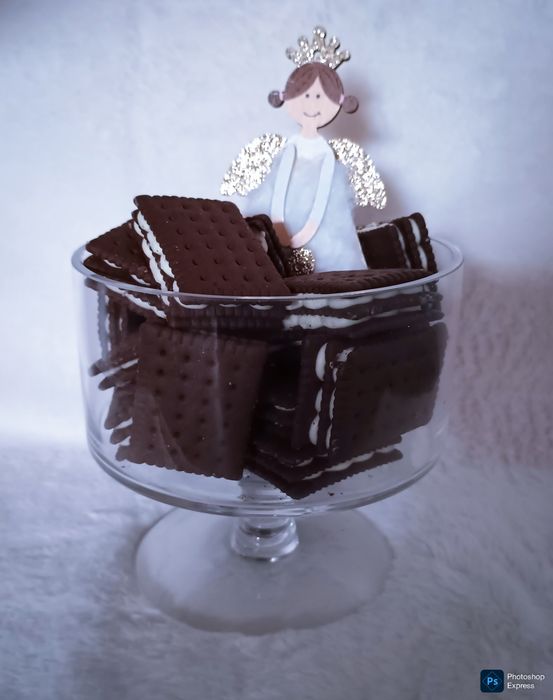 Prăjituri,dulciuri și jucării- livrare la domiciliu