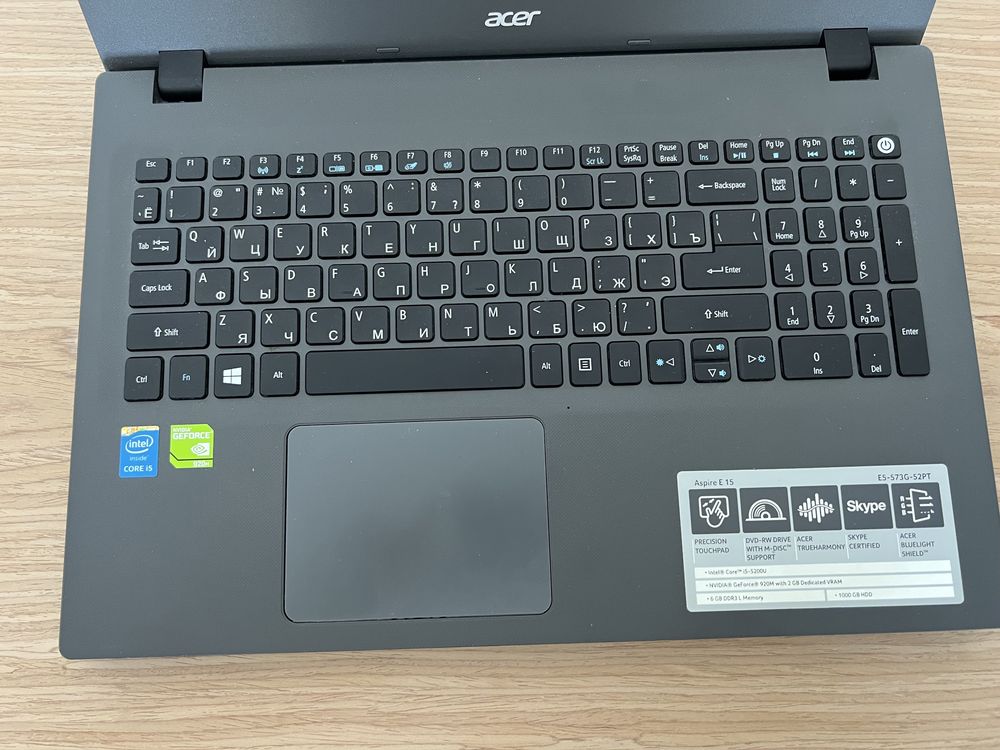 Ноутбук acer e 15 в идеальном состоянии