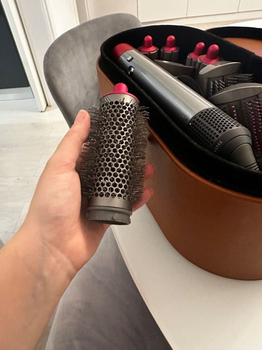 Dyson airwrap complete