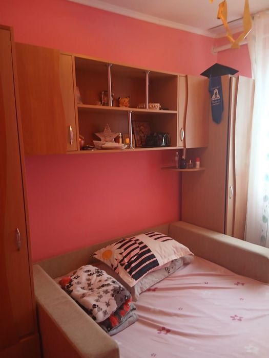 Vand apartament 4 camere  oras Vaslui