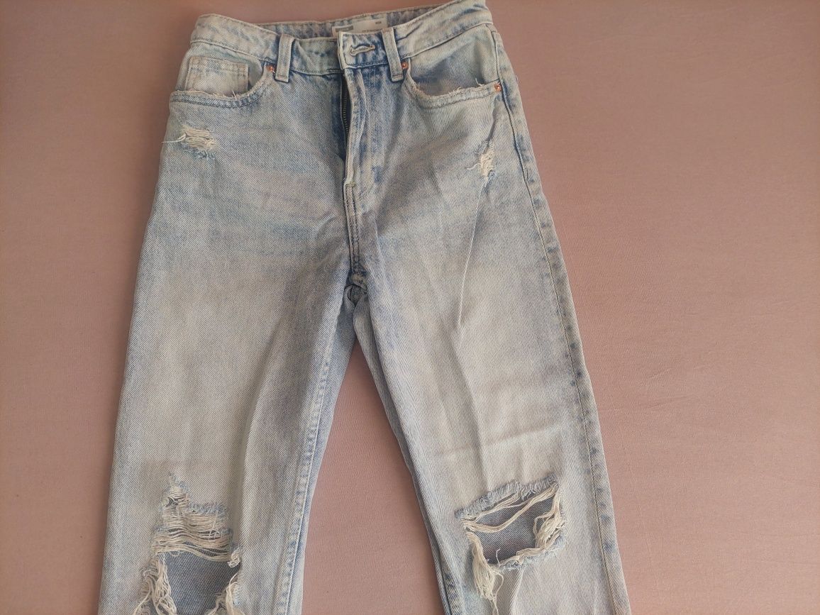 Дънки Bershka и House 32