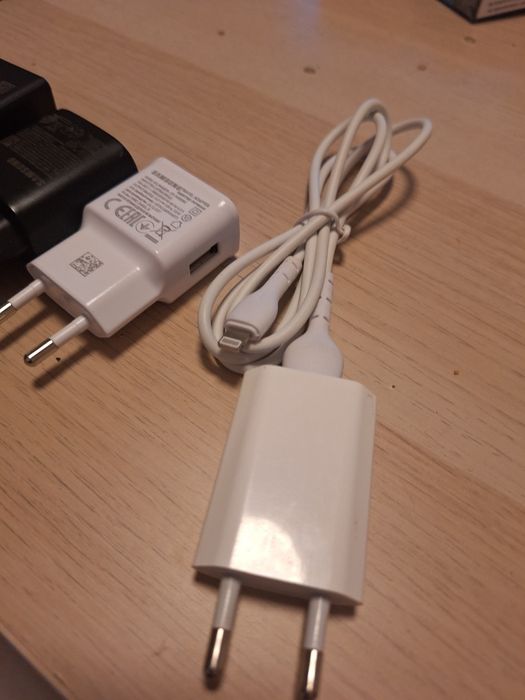 Nokia и зарядни устройства
