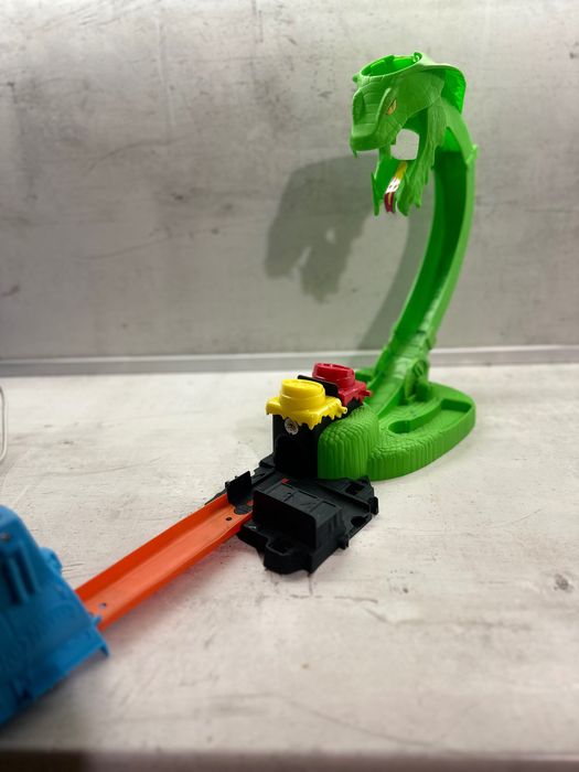 Писти писти hot wheels