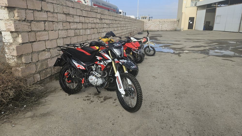 Мотоцикл эндуро bamx x44