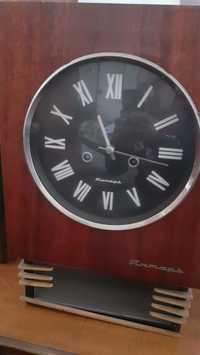 2 Броя стари руски часовника с махало ЯНТАР