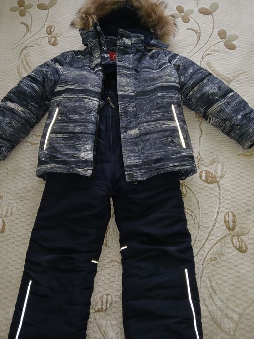 Зимний комбинезон 122р