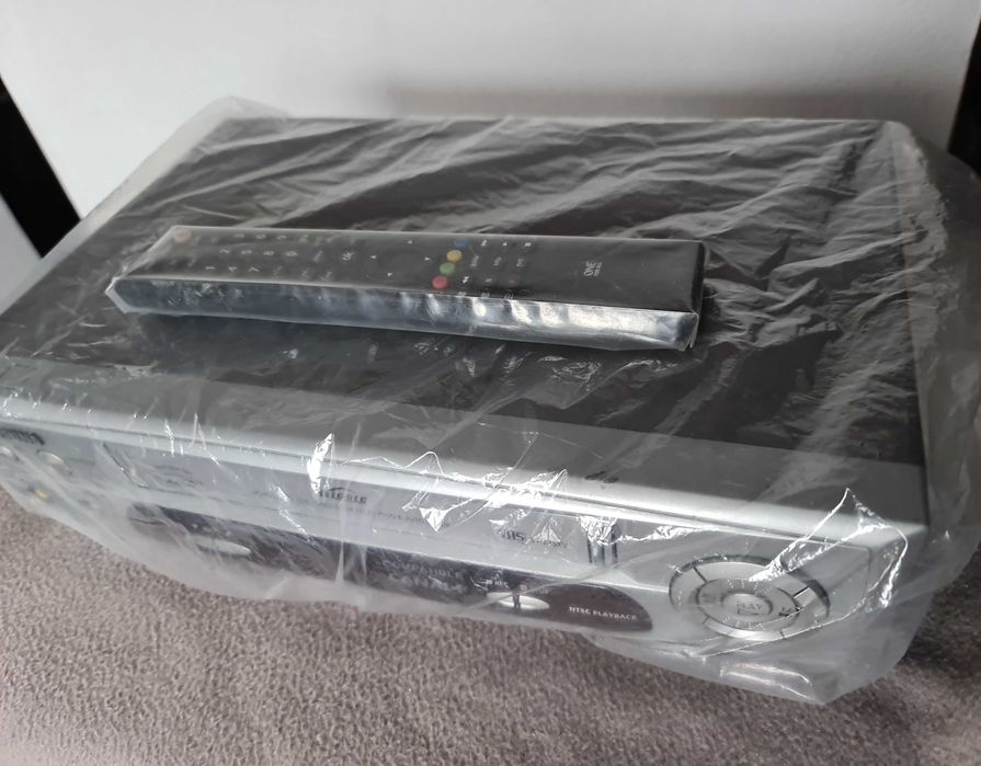 Video recorder SAMSUNG. Perfect funcțional.