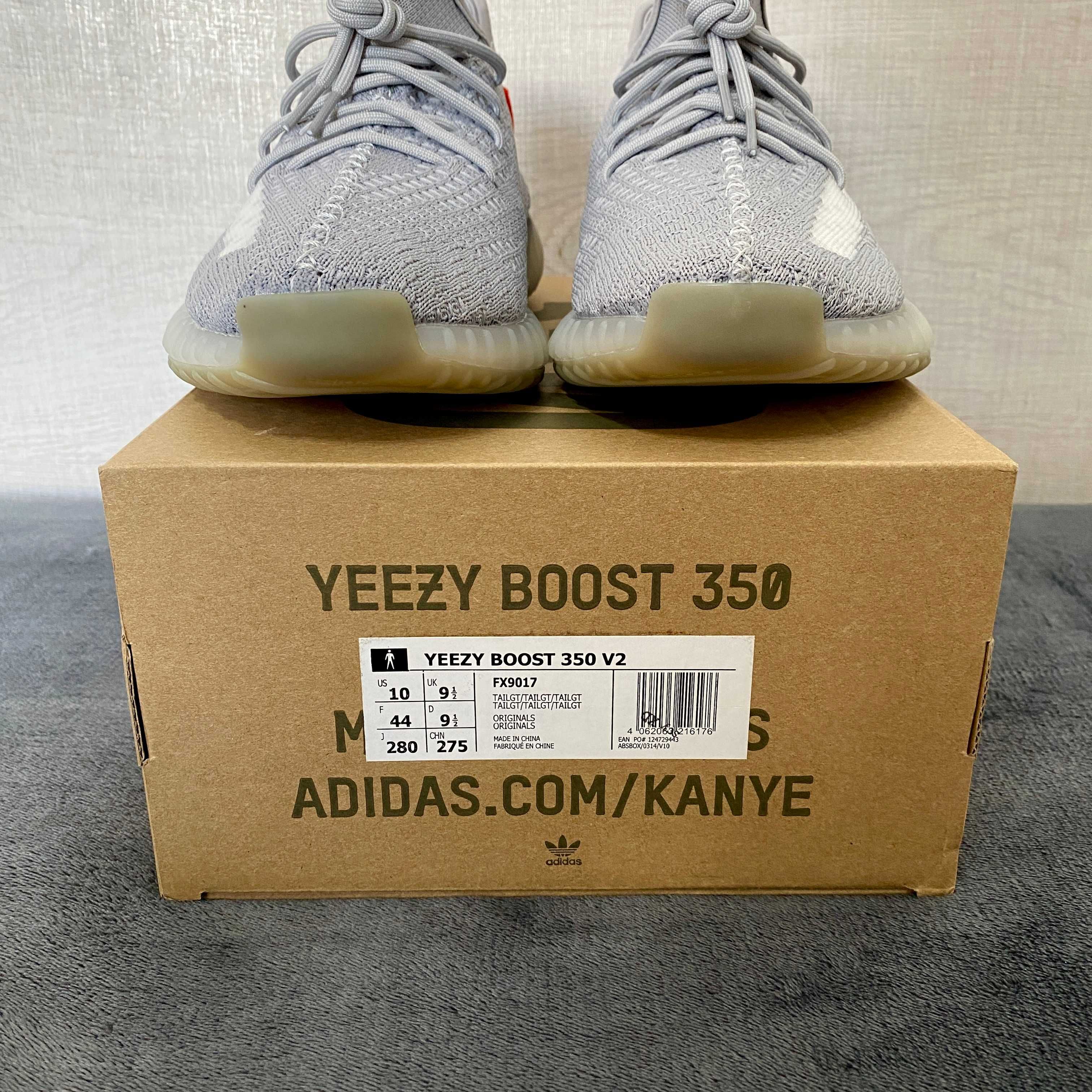 Обувки Yeezy Boost 350 V2 Tail Light