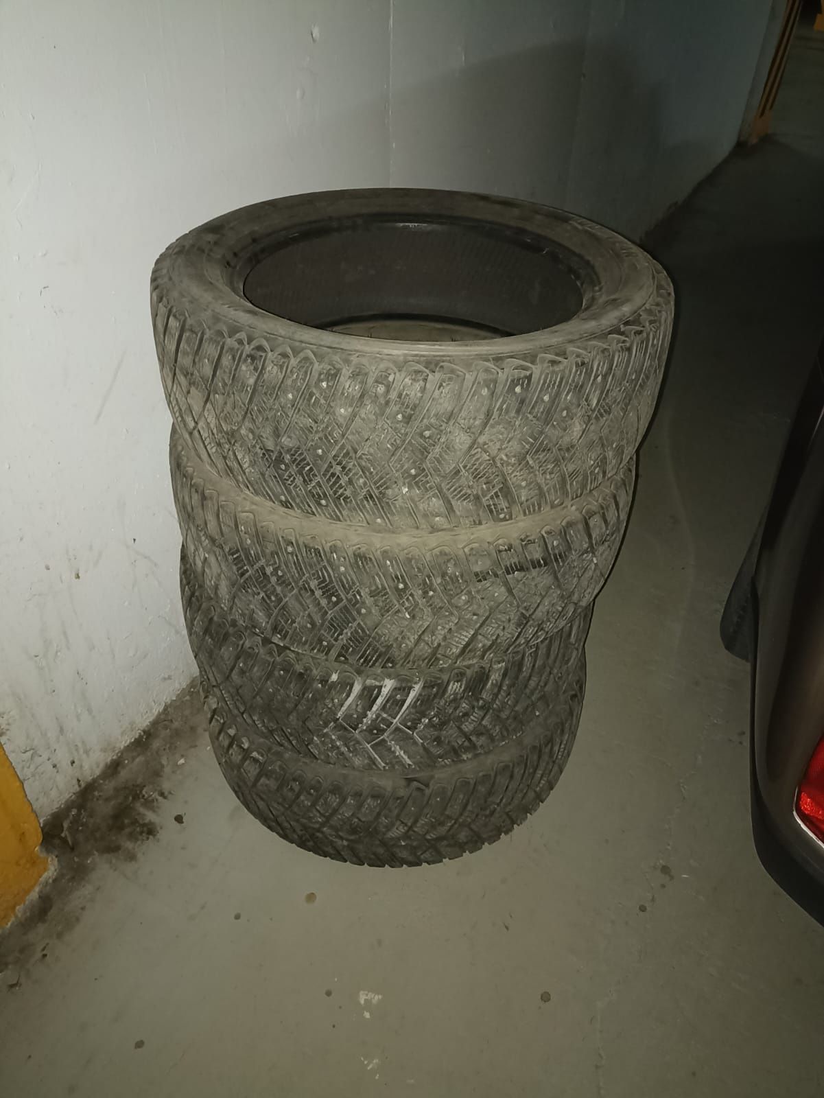 Продам шины с дисками и просто шины