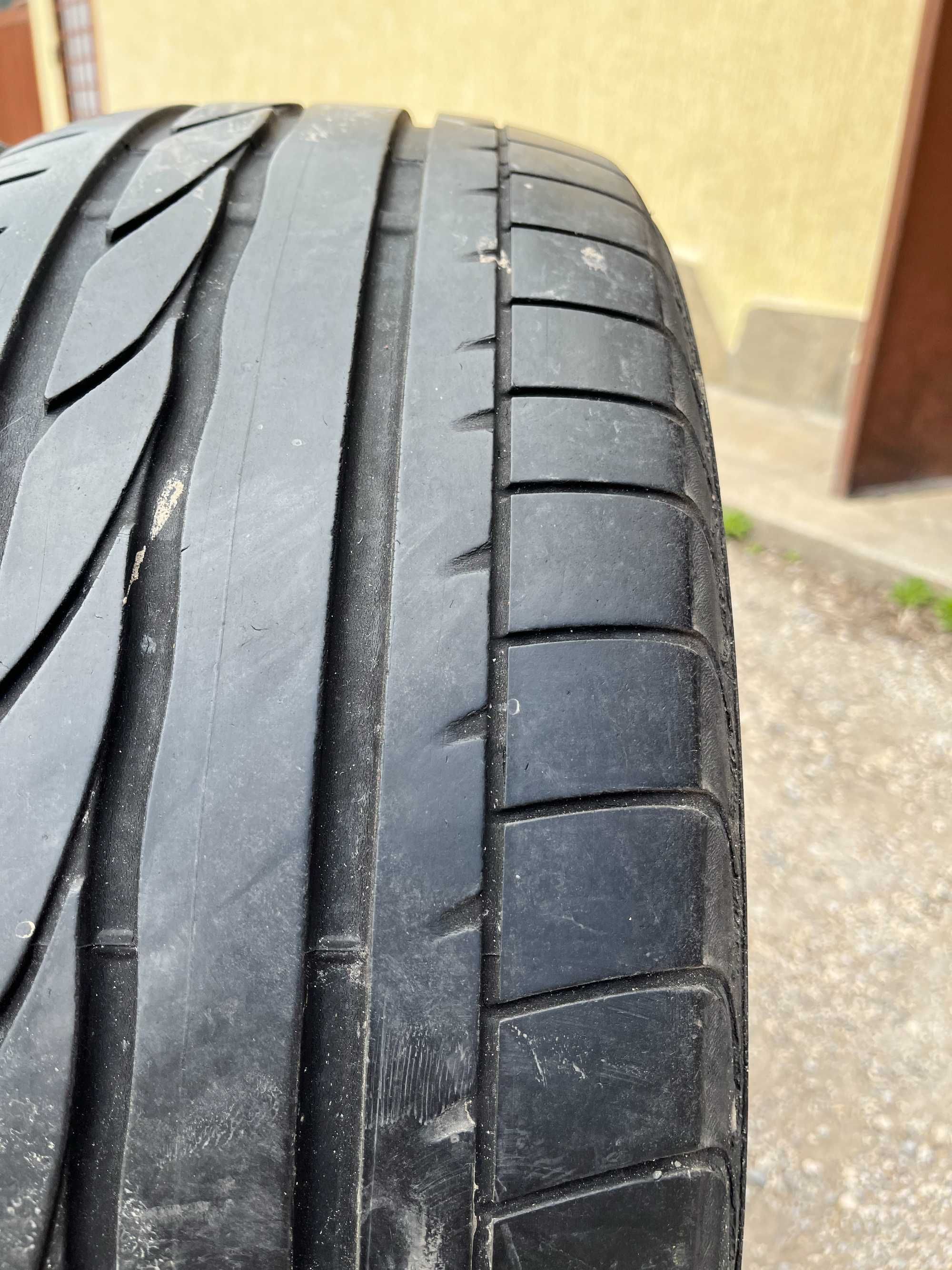 2 бр. летни гуми 225/55/17 Bridgestone RSC 5,2 mm DOT 1714