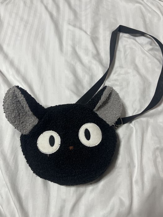 Милая сумочка в виде черной кошечки