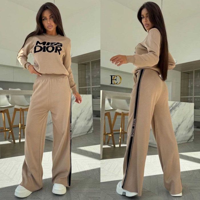 Compleu dama model nou