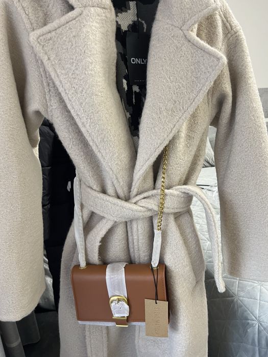 Дамско палто и грейка