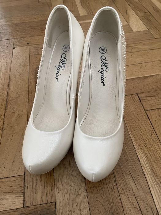 Сватбени обувки