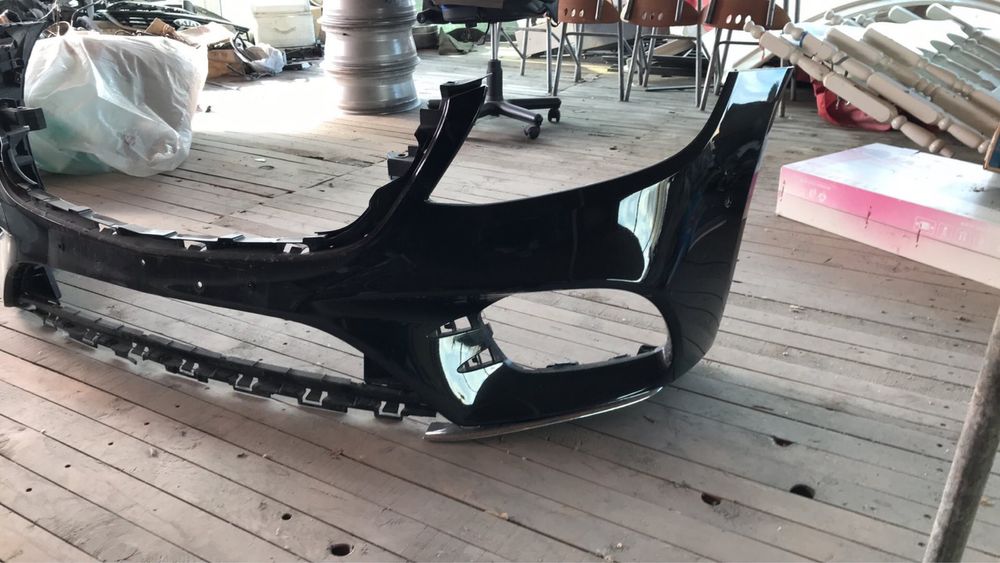 Предна броня от mercedes v222 amg facelift