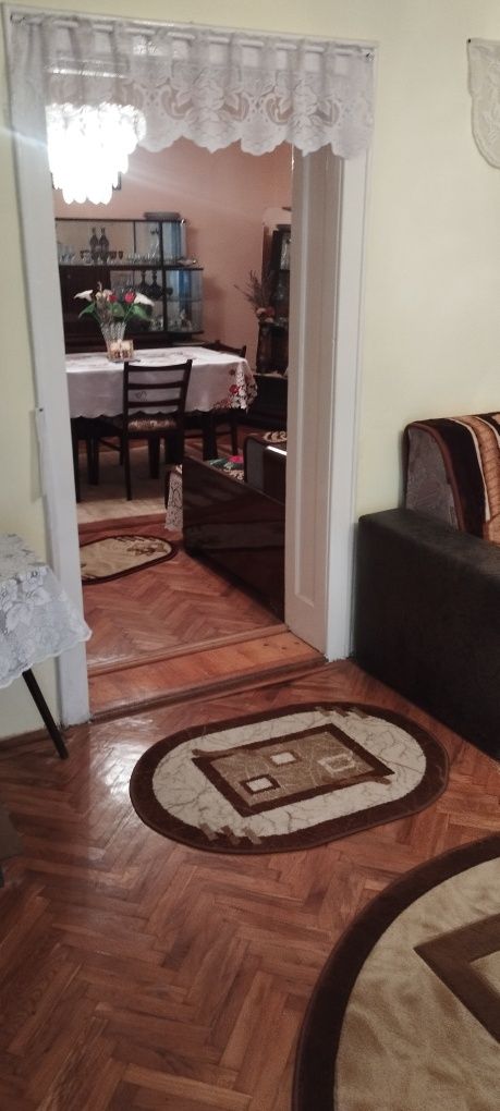 Casă de vânzare în Ineu
