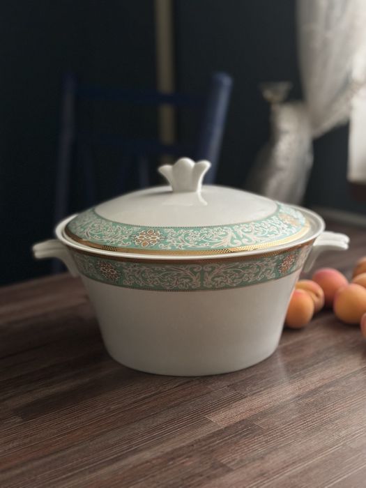 Супница, столовая, новая