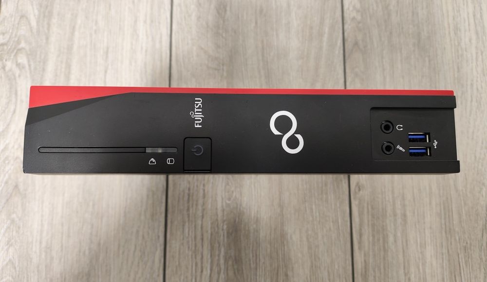 Mini server fanless TrueNAS 3 bay Fujitsu Futro S720