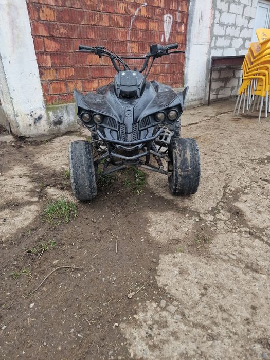 Vând Piaggio ceao un atv de copii si un scuter ne funcționale
