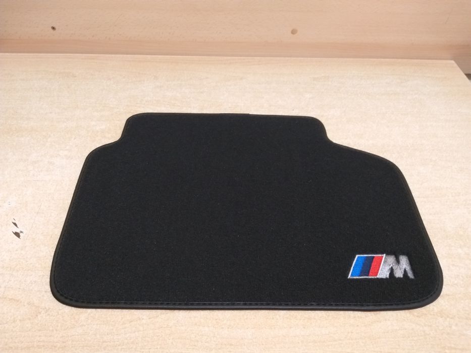 Covorase auto din mocheta dedicate BMW SERIA 7 G11 (G12) ///M