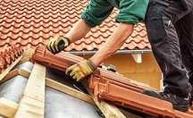 Servicii de acoperișuri calitate la materiale rezistente și durabile