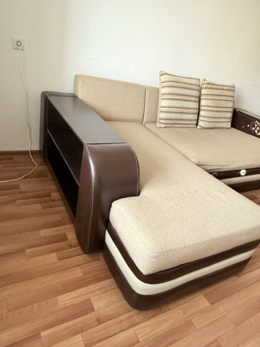 Продам диван с подъемным механизмом