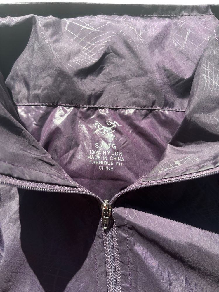 Arc’Teryx windbreaker