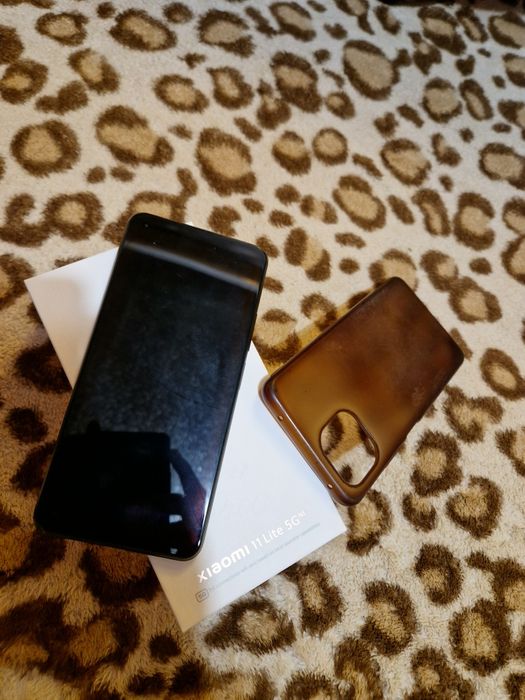 Xiaomi 11 Lite 5G NE Impecabil