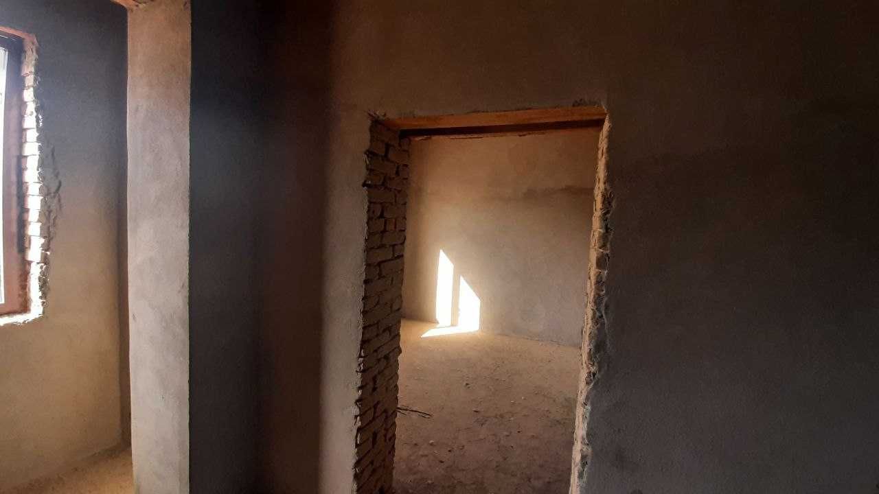 Termiz shaxrida turar joy binosi bolib tolash sharti asosida sotiladi