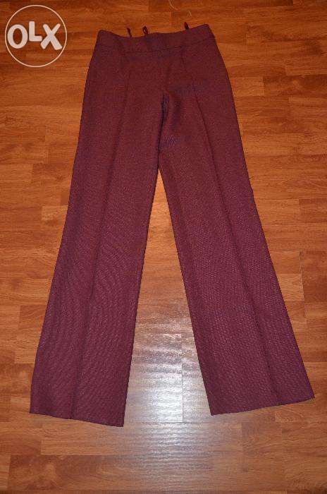 Costum din in, nou, cu eticheta, visiniu- bej, marimea S