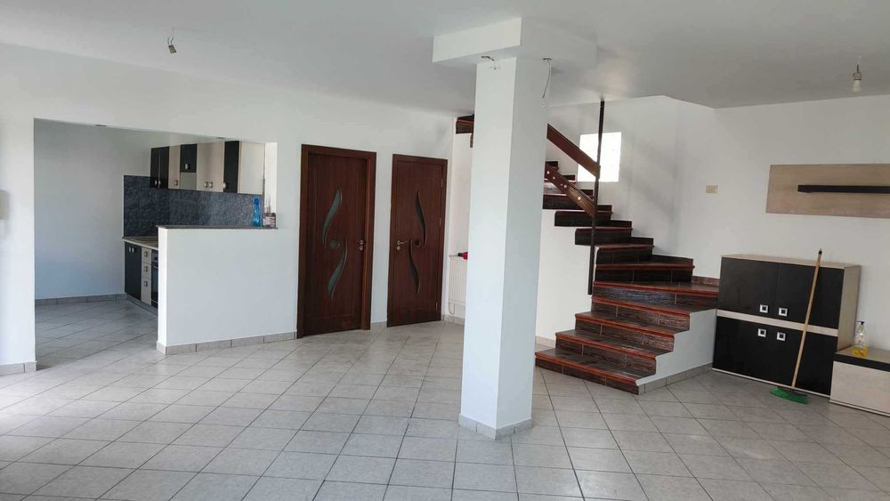 Casa in Duplex Vanatori