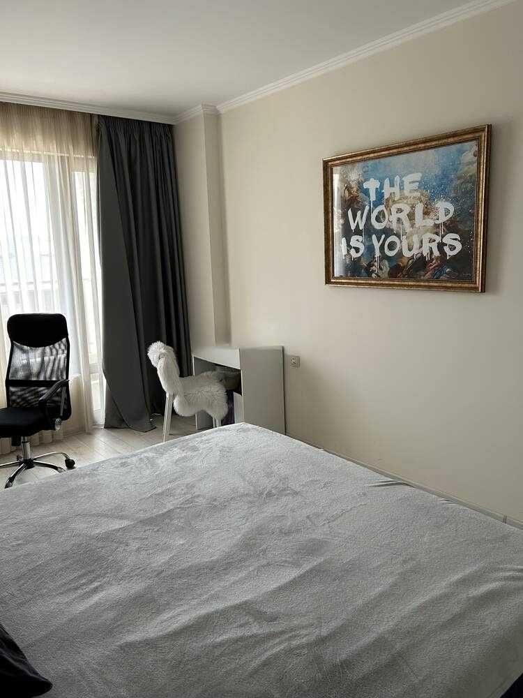 Продава се Тристаен апартамент в Пловдив, Тракия - 120 кв.м за 2534 €/кв.м - Снимка #8