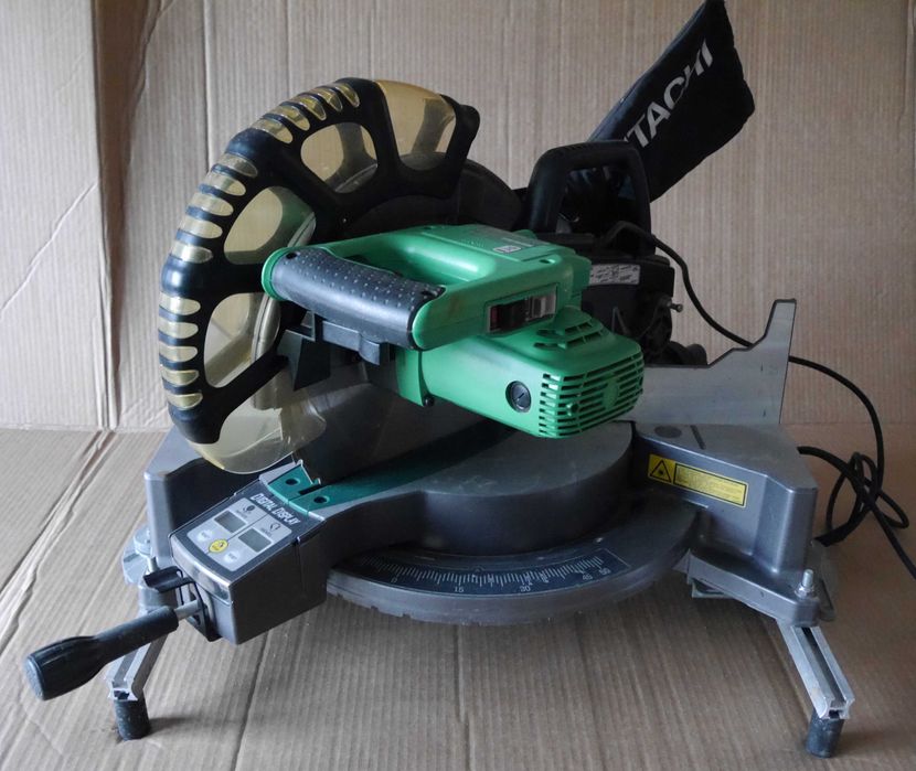 Hitachi circular debitat