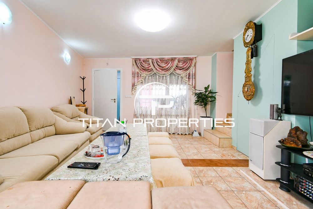 Къща за продажба в ж.к. Надежда 2