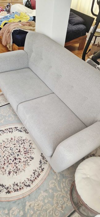 Удобен и запазен диван