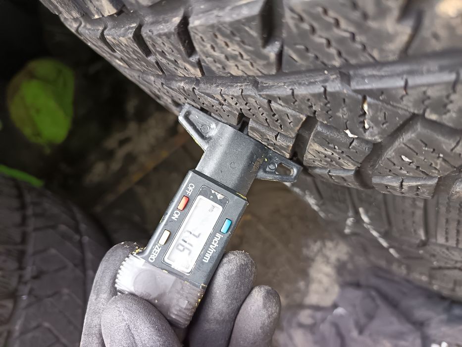 Anvelope MS iarna 225 60 17 continental 2017 6-7mm