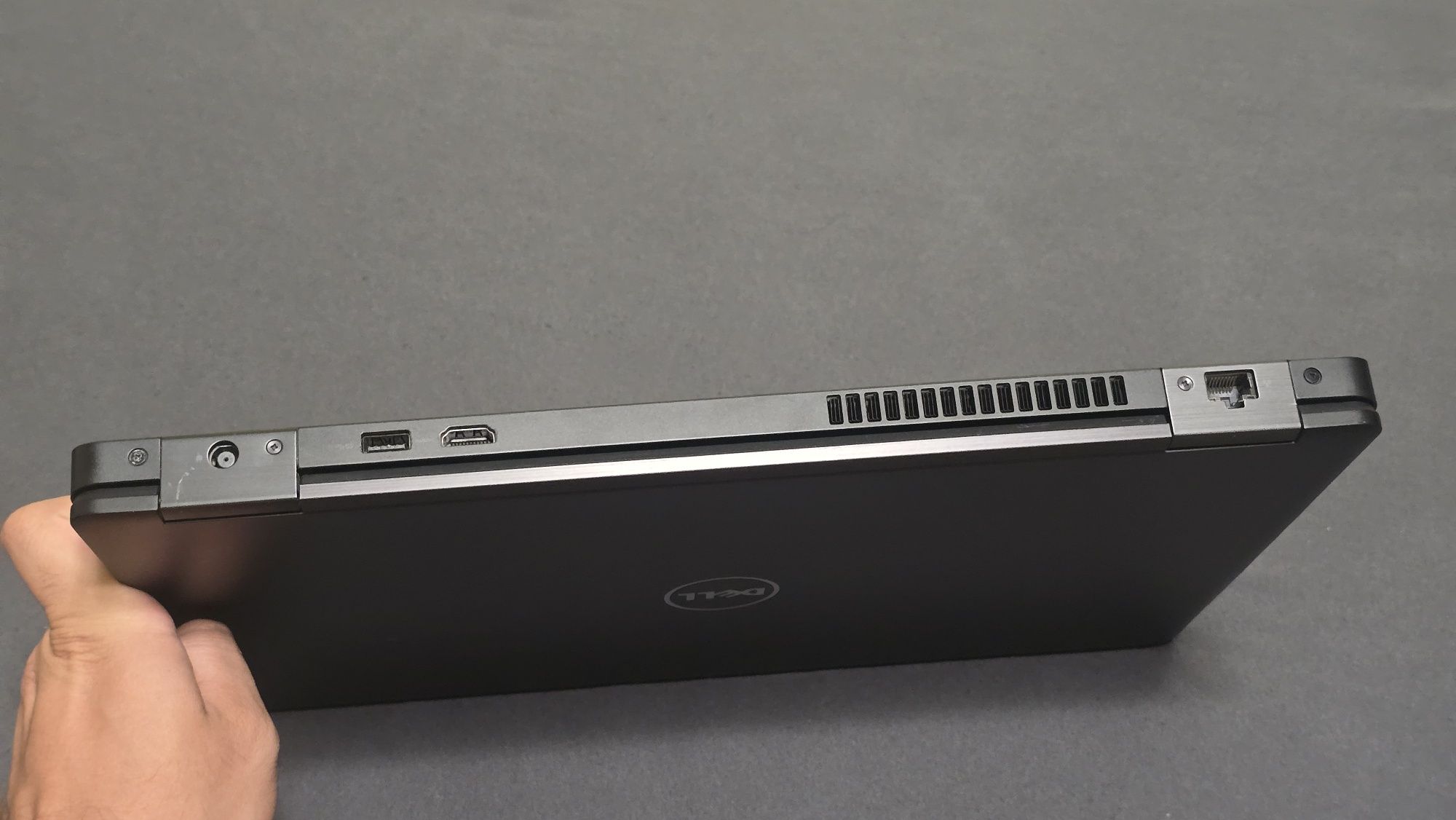 Dell Latitude 5580 15.6" i5-7600U Nvidia 930mx 16GB RAM 256GB SSD