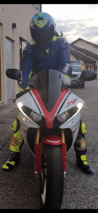 Yamaha R1. YZF Oferta!!