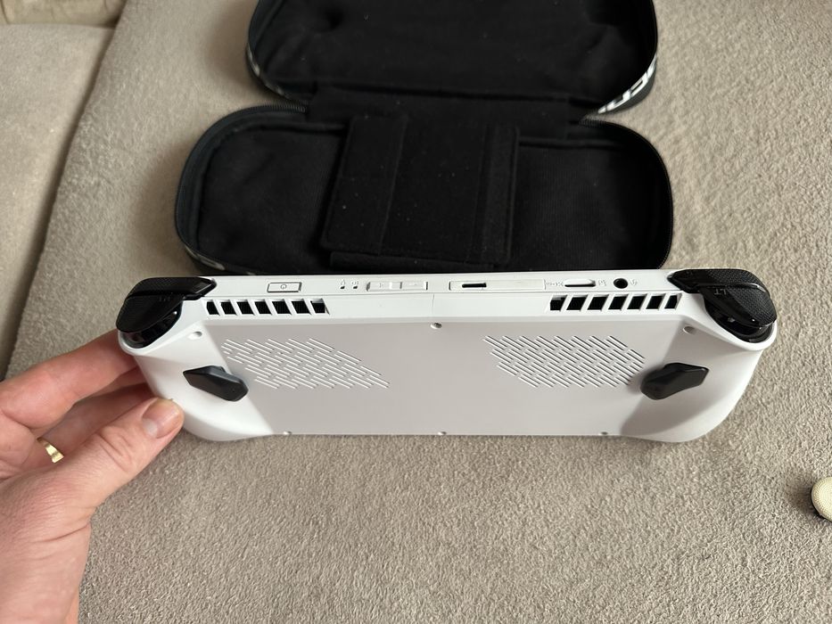 Asus rog ally z1 extreme