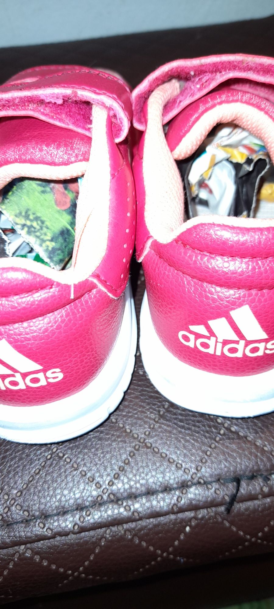 Adidasi originali 25 stare perfecta