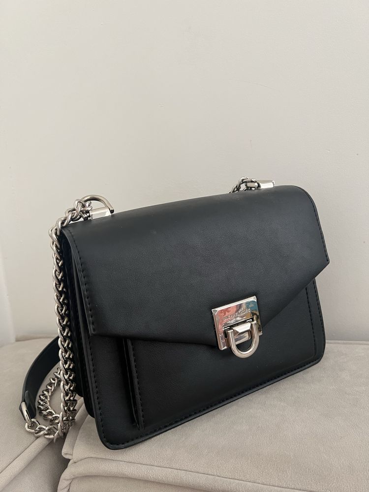 Сумка Michael kors, в отличном состоянии, натуральная кожа