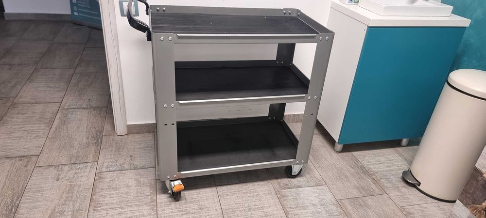 Carucior scule, echipat cu 3 polite utile 4 roti, sarcina max 200 kg