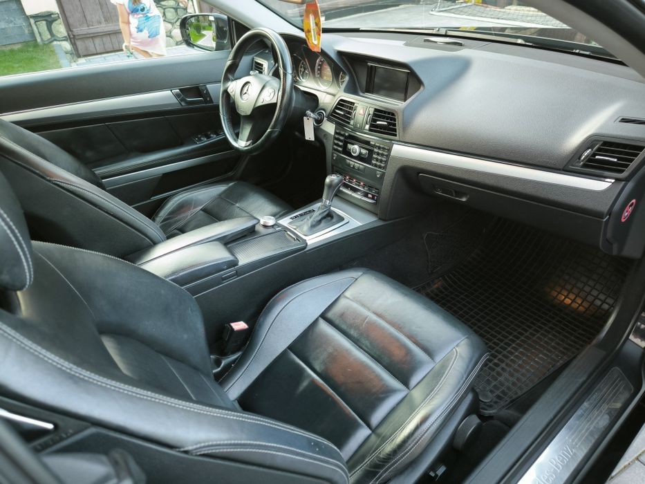 Mercedes-Benz  AMG E250 CGI Coupe C207