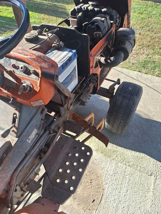 Tractor kubota b 7100